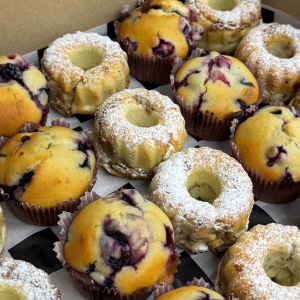 Mix potičk in borovničevih muffinov