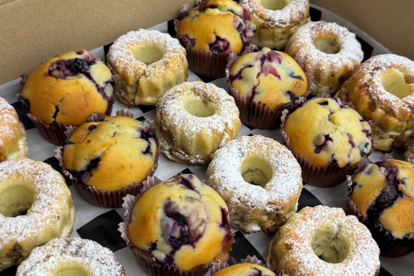 Mix potičk in borovničevih muffinov